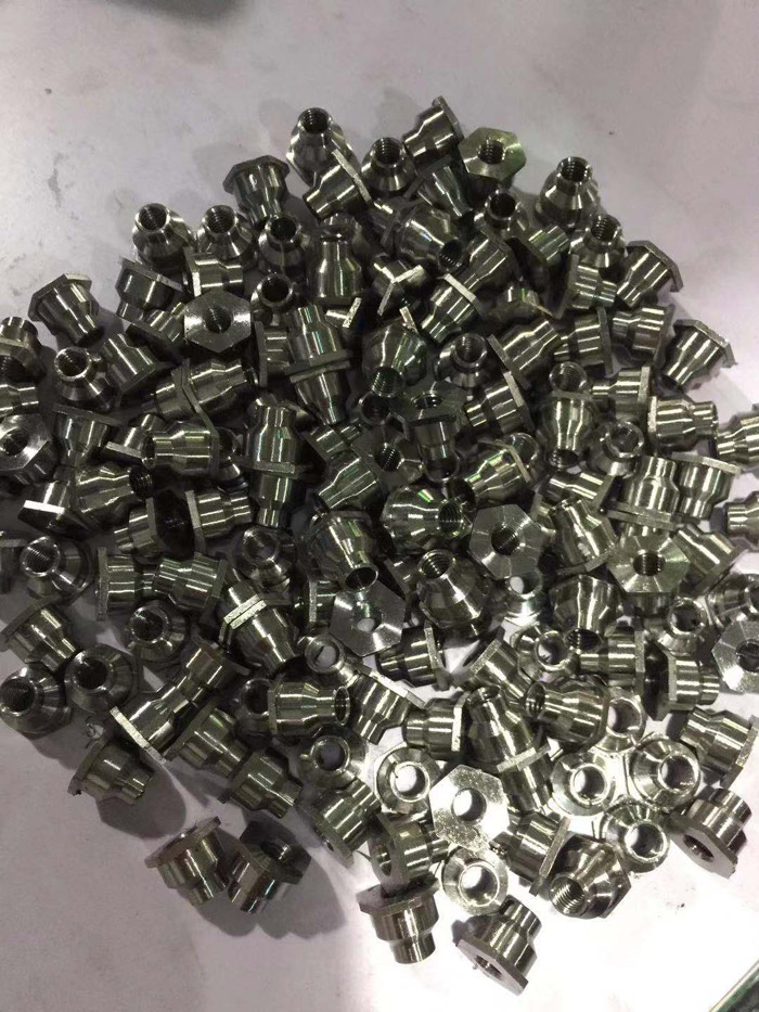 机械零部件加工03